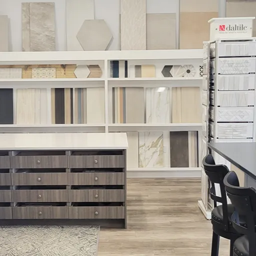 Daltile displays in Dillabaugh's showroom for builders 